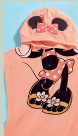 Oferta de Capa Bebé De Baño  Mickey O Minnie por 12,99€ en Carrefour