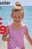 Oferta de Bañador O Bolso por 9,99€ en Carrefour